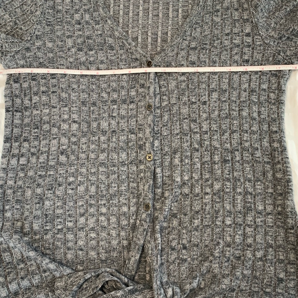 No Boundaries Ribbed Top - Picture 10 of 16